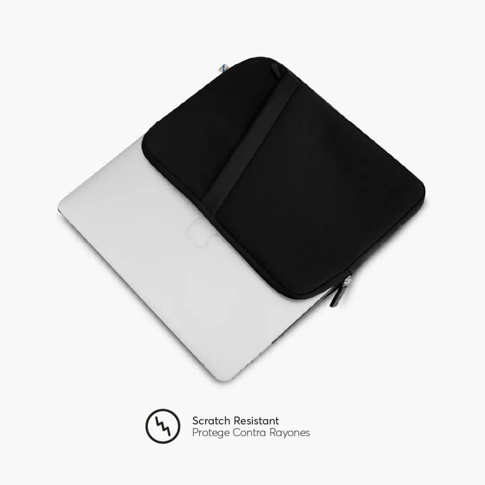 SleeveGuard_NCO_para_MacBook_Negro_Imagen_posicion_2_iShop_Panama