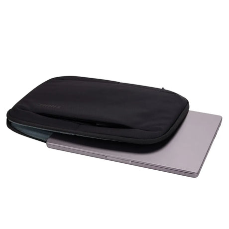 Funda_Subterra_Thule_MacBook_14_Negro_Imagen_posicion_3_iShop_Panama