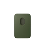 Tarjetero FineWoven con MagSafe para iPhone - Musgo