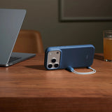 Case Beats para iPhone 17 Pro con soporte MagSafe y Control de Cámara - Azul Cobalto